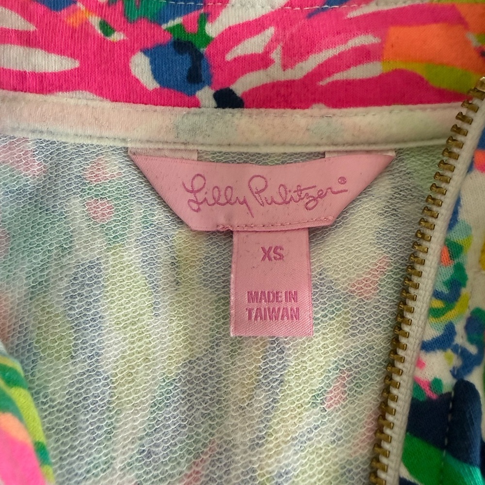 Lilly Pulitzer floral half-zip pullover with pineapple tassel - Picture 4 of 6